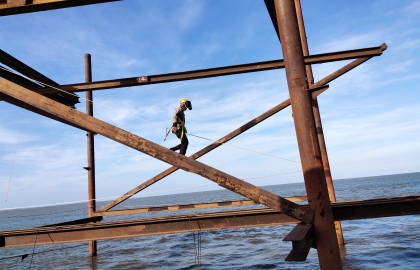 Trên công trường nhà máy Điện gió V1-3 Bến Tre đầu mùa mưa